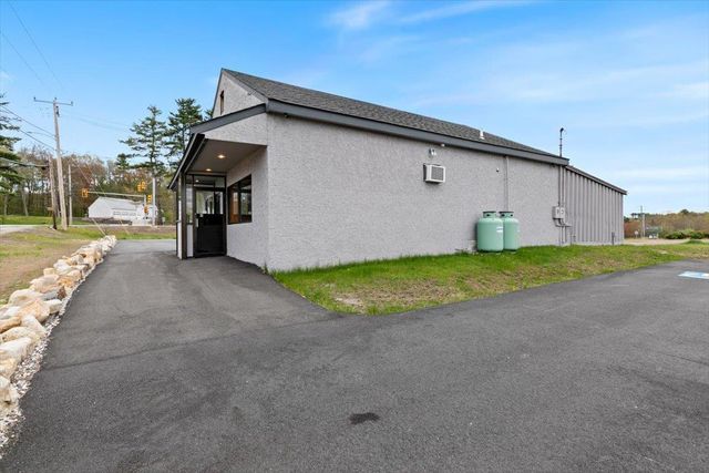 415 Emerson Avenue, Hampstead, NH 03841
