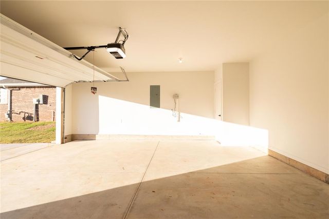 3316 Holland Circle, Edmond, OK 73012