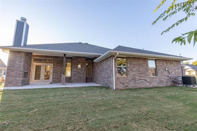 3316 Holland Circle, Edmond, OK 73012
