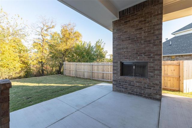 3316 Holland Circle, Edmond, OK 73012