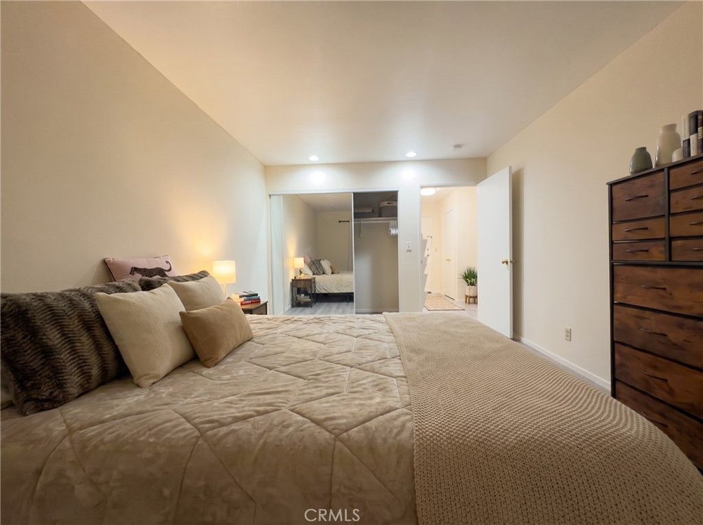 6815 Remmet 219, Canoga Park, CA 91303 — photo 5