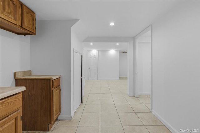 10973 200th Street, Saint Albans, NY 11412