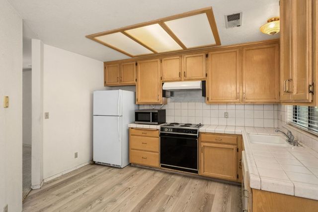 2313 Palo Alto Avenue, Clovis, CA 93611