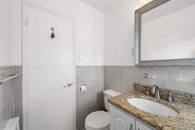 224-30 Manor Road Duplex, Queens Village, NY 11427