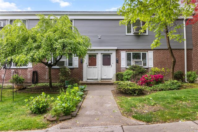 224-30 Manor Road Duplex, Queens Village, NY 11427