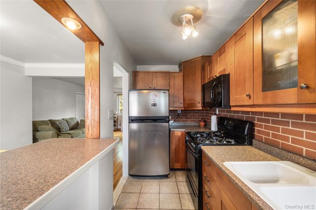 224-30 Manor Road Duplex, Queens Village, NY 11427