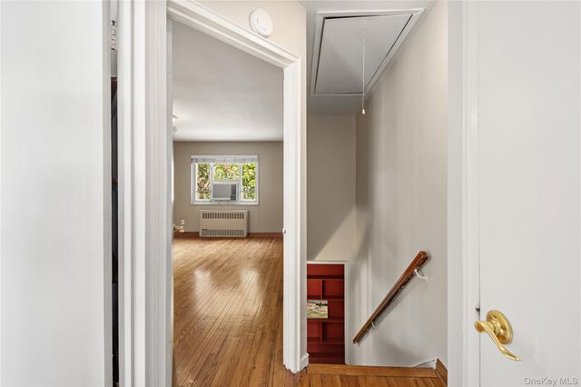 224-30 Manor Road Duplex, Queens Village, NY 11427
