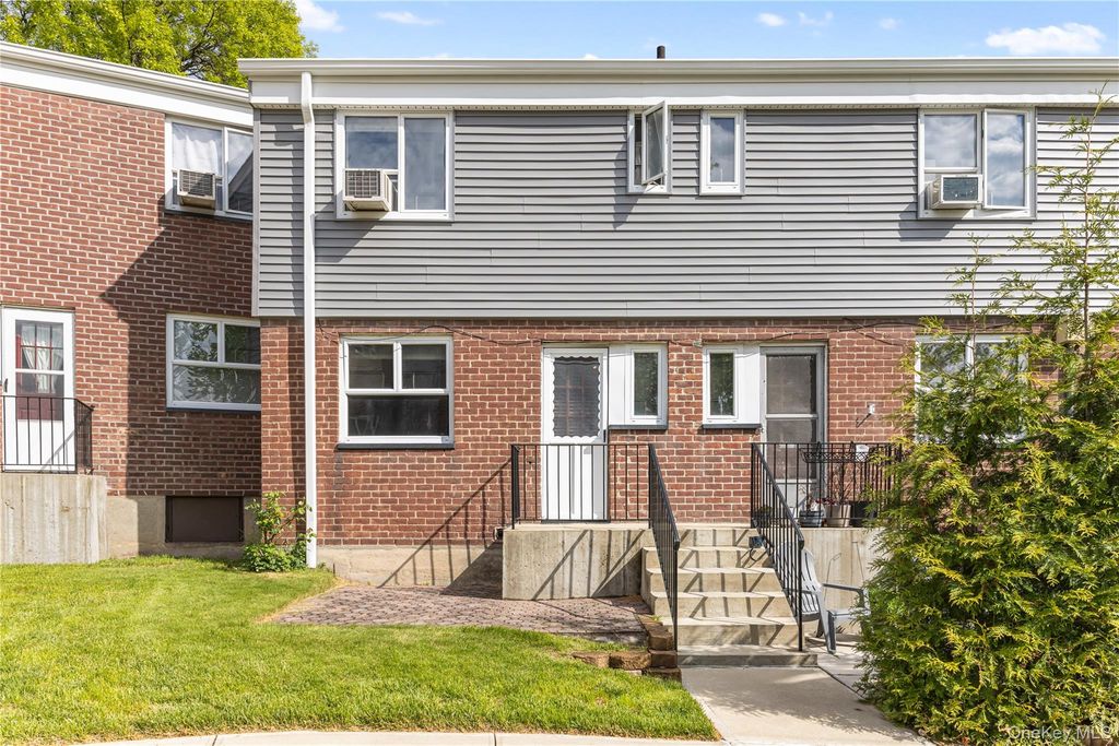 224-30 Manor Road Duplex, Queens Village, NY 11427