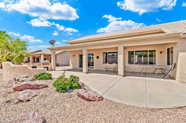 24511 S Saddletree Drive, Sun Lakes, AZ 85248