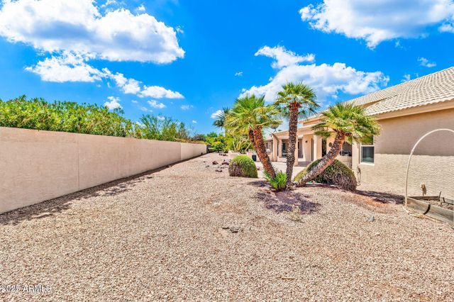 24511 S Saddletree Drive, Sun Lakes, AZ 85248