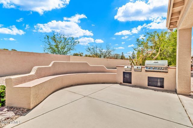 24511 S Saddletree Drive, Sun Lakes, AZ 85248