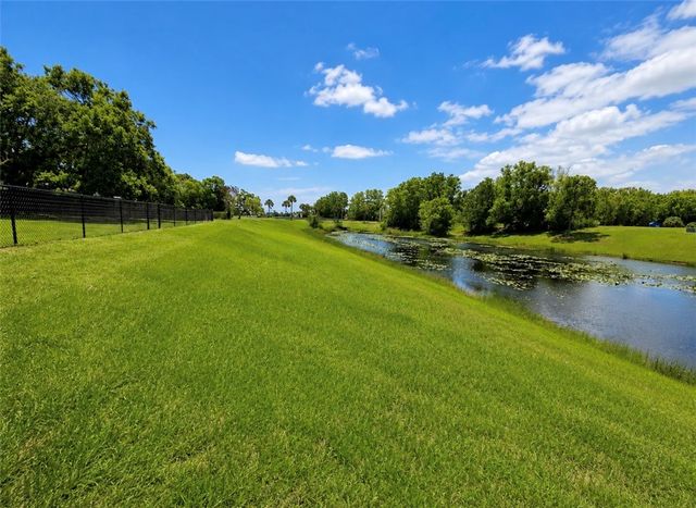 1918 SE West Dunbrooke Circle, Port St Lucie, FL 34952