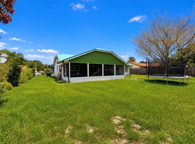 1918 SE West Dunbrooke Circle, Port St Lucie, FL 34952