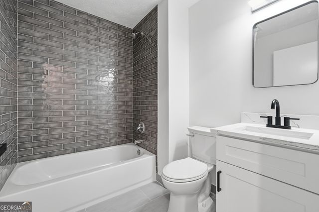 4983 CROSS Court SW, Lilburn, GA 30047