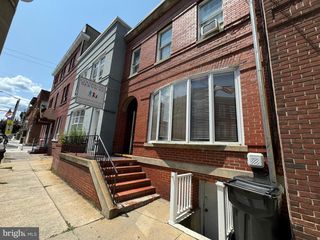 212 W MARKET ST #E, Pottsville, PA 17901