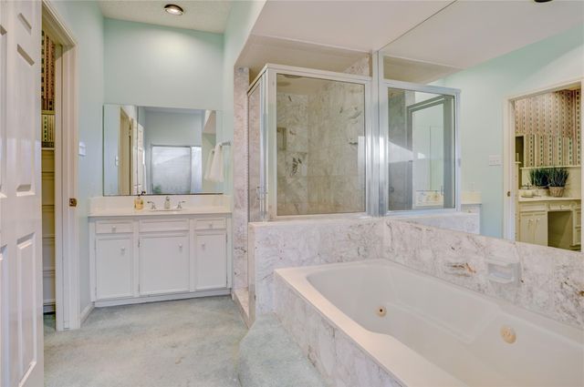 44 Crestwood Circle, Sugar Land, TX 77478