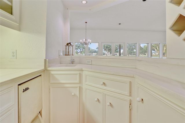 44 Crestwood Circle, Sugar Land, TX 77478