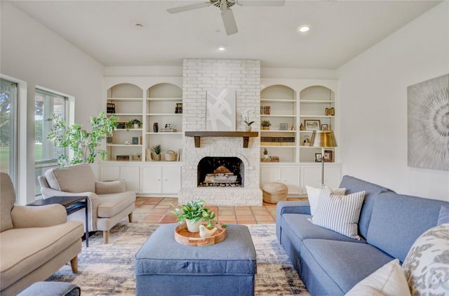 44 Crestwood Circle, Sugar Land, TX 77478