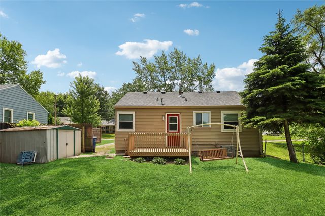 436 E Wall Avenue, Des Moines, IA 50315