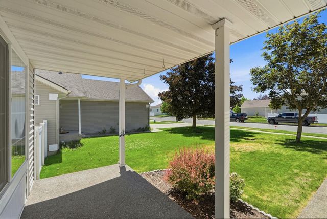 9412 N Oak St, Spokane, WA 99208