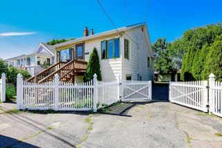 23 Bates St, Hull, MA 02045