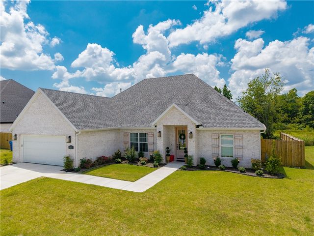 3503 E Lexus Drive, Fayetteville, AR 72764