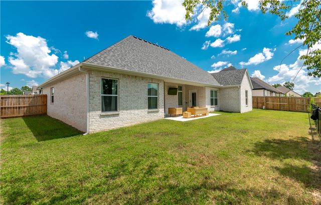 3503 E Lexus Drive, Fayetteville, AR 72764