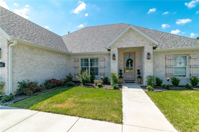 3503 E Lexus Drive, Fayetteville, AR 72764