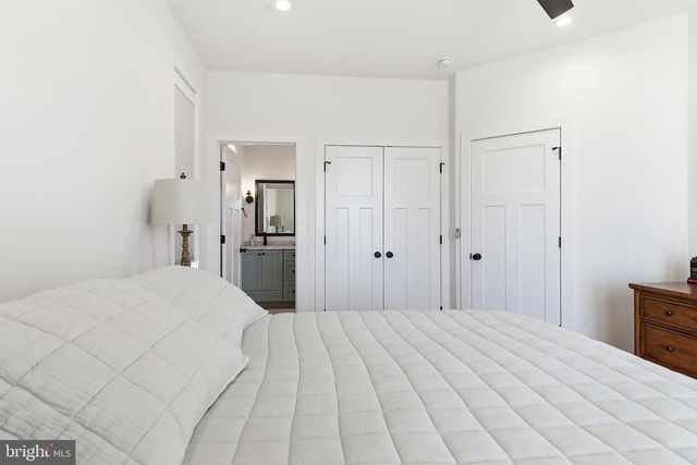 11 E 13TH, Long Beach Township, NJ 08008