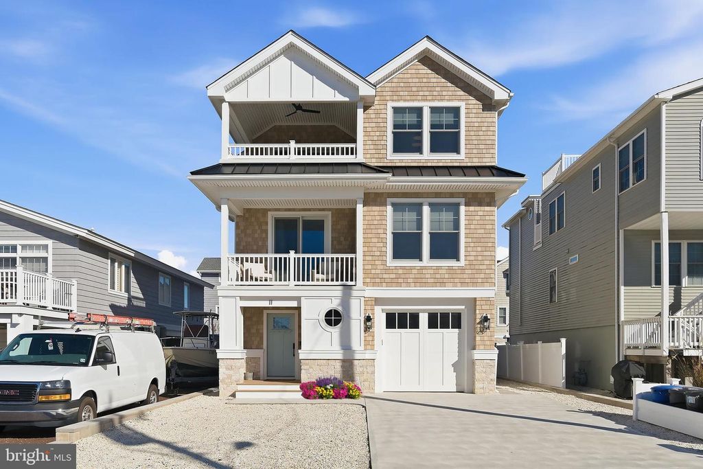 11 E 13TH, Long Beach Township, NJ 08008