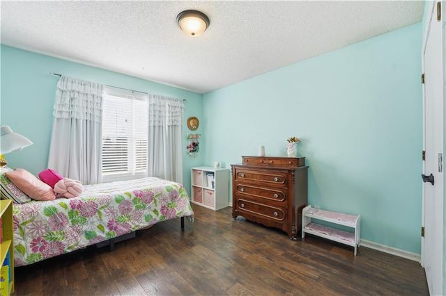 6306 W 158TH Place, Overland Park, KS 66223