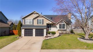 6306 W 158TH Place, Overland Park, KS 66223