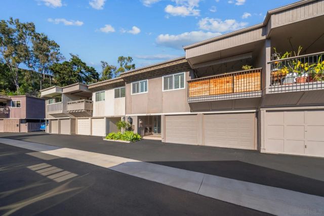 6236 Caminito Juanico, San Diego, CA 92111