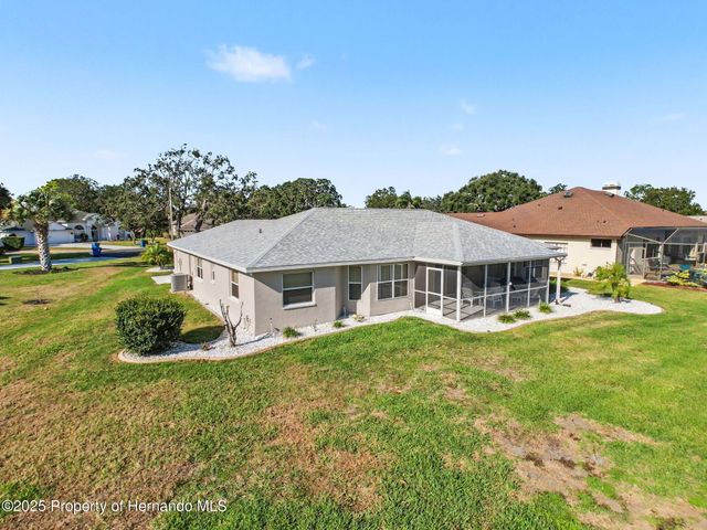 9328 Apple Dompling Court, Weeki Wachee, FL 34613