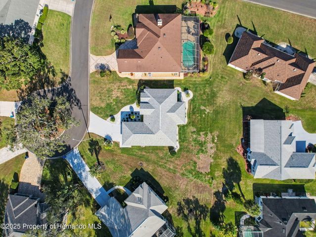 9328 Apple Dompling Court, Weeki Wachee, FL 34613