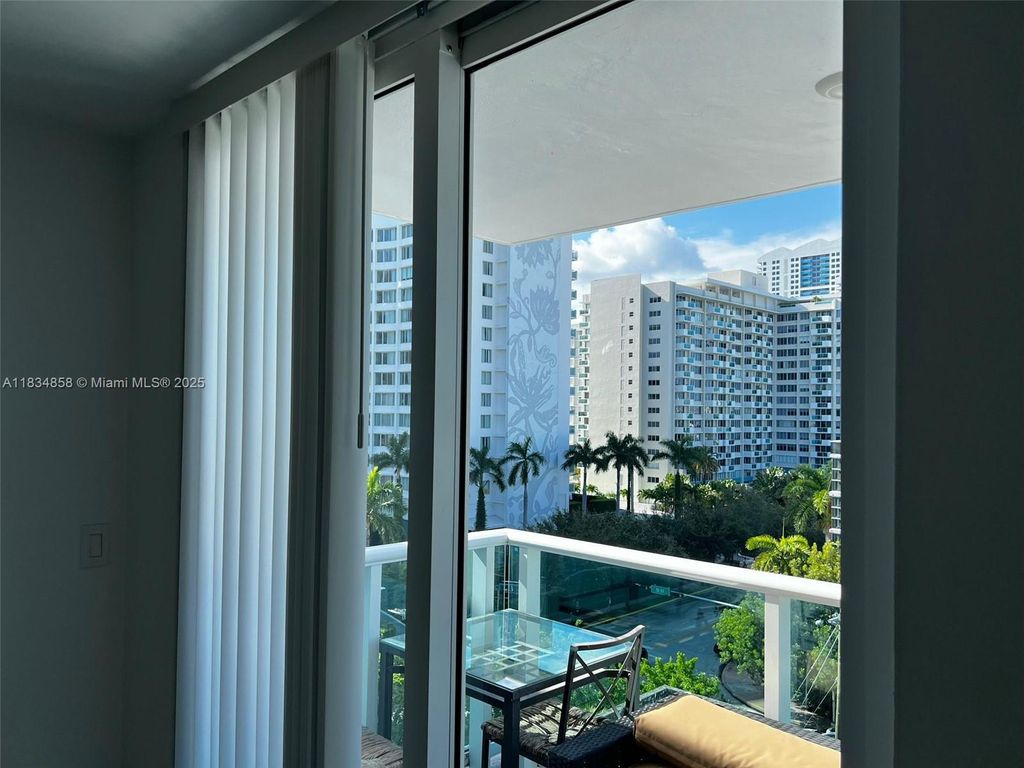 1035 West Ave 803, Miami Beach, FL 33139