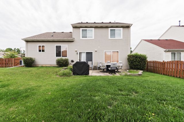 25518 W Foxtail Road, Round Lake, IL 60073