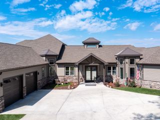 639 Byers Cove Road, Hendersonville, NC 28792