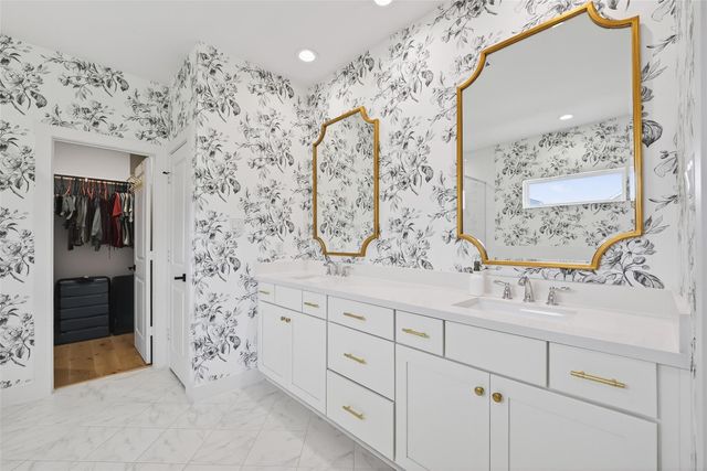 927 W 25th Street A, Houston, TX 77008