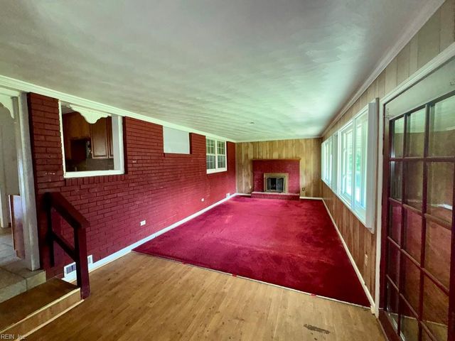 1511 Ekstine DR, Portsmouth, VA 23701