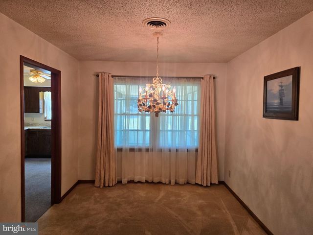 16 LEXINGTON DR, Milford, DE 19963