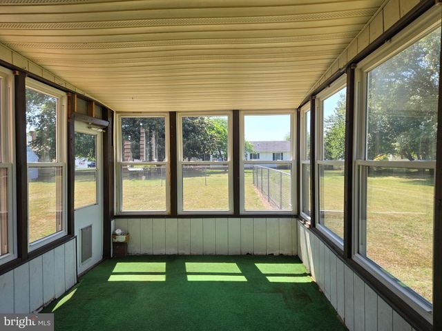 16 LEXINGTON DR, Milford, DE 19963
