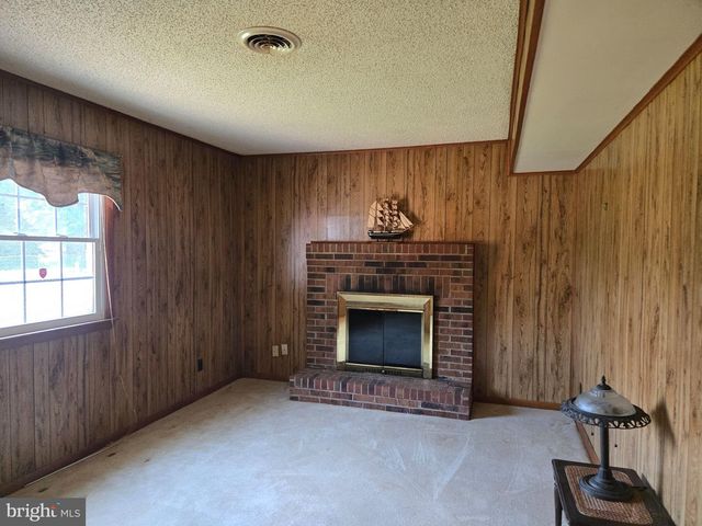 16 LEXINGTON DR, Milford, DE 19963