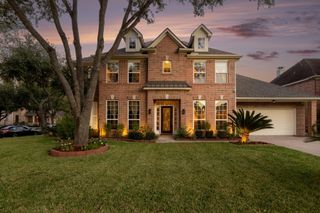 2407 Royal Palm Court, League City, TX 77573