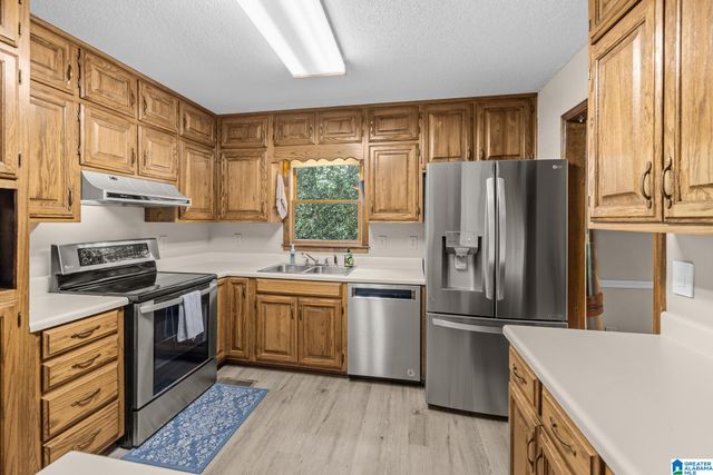 2015 WILD FLOWER DRIVE, Hoover, AL 35244
