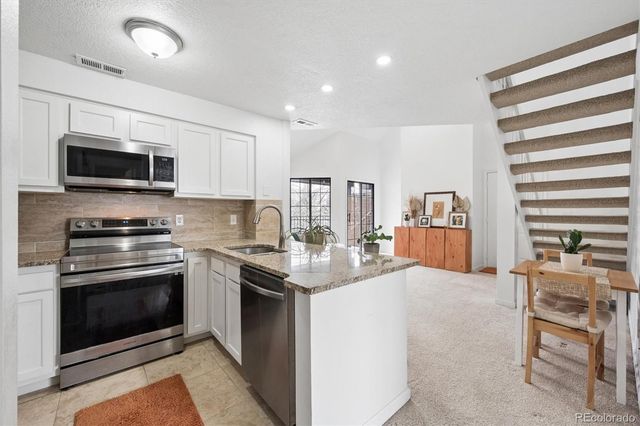 816 S Vance Street F, Lakewood, CO 80226