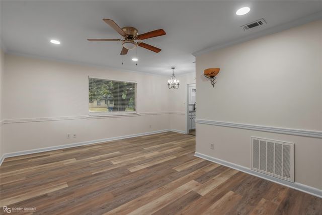 2801 E Cavett Drive, Shreveport, LA 71104