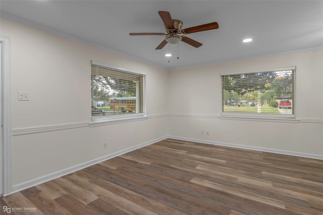 2801 E Cavett Drive, Shreveport, LA 71104