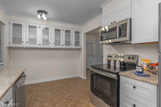 2801 E Cavett Drive, Shreveport, LA 71104