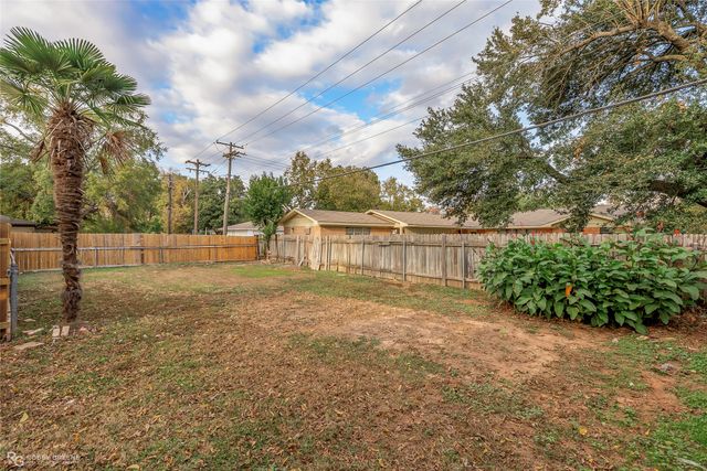 2801 E Cavett Drive, Shreveport, LA 71104